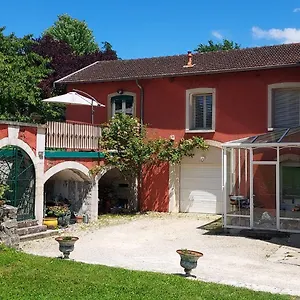  Hébergement de vacances Maison Letrat