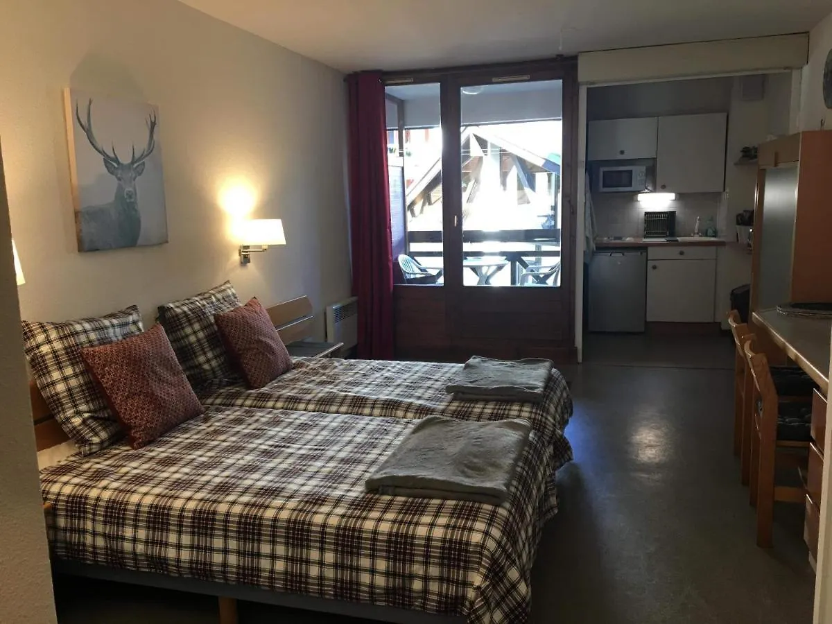 Brides-Les-Bains Family Ski And Spa Appartment location